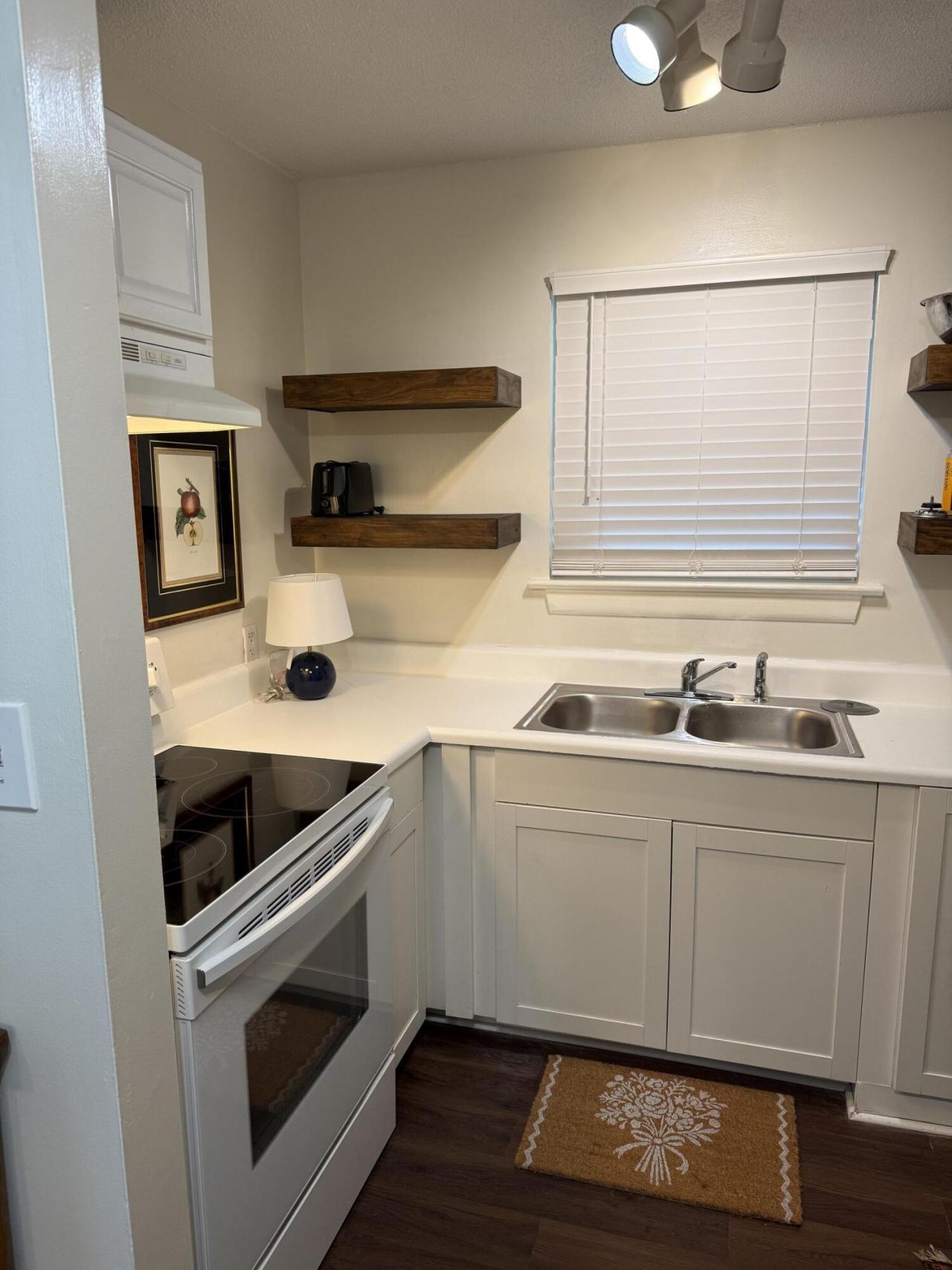 867 Colony Drive Photo 10