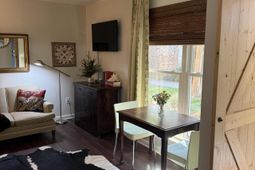 867 Colony Drive photo 4