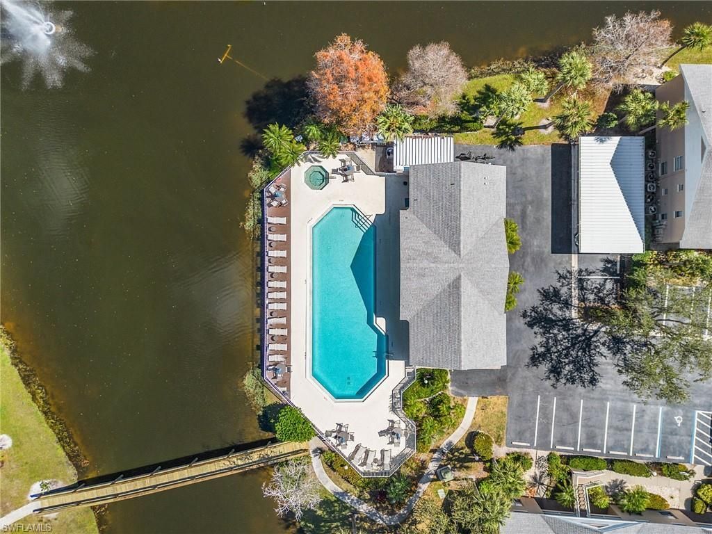 186 Pebble Shores Dr, Unit 201, Naples, FL 34110 Photo