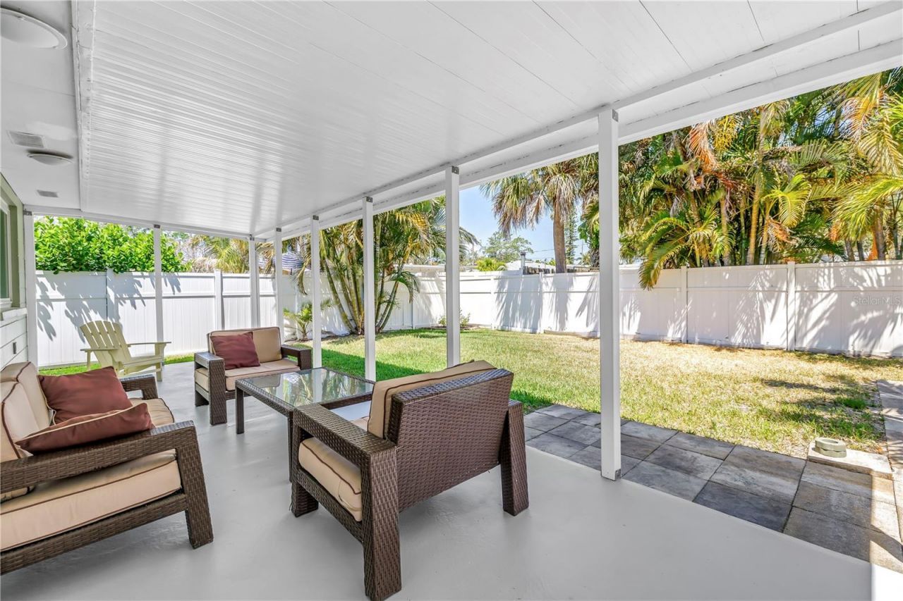 310 12th Avenue, Indian Rocks Beach, FL 33785 Photo