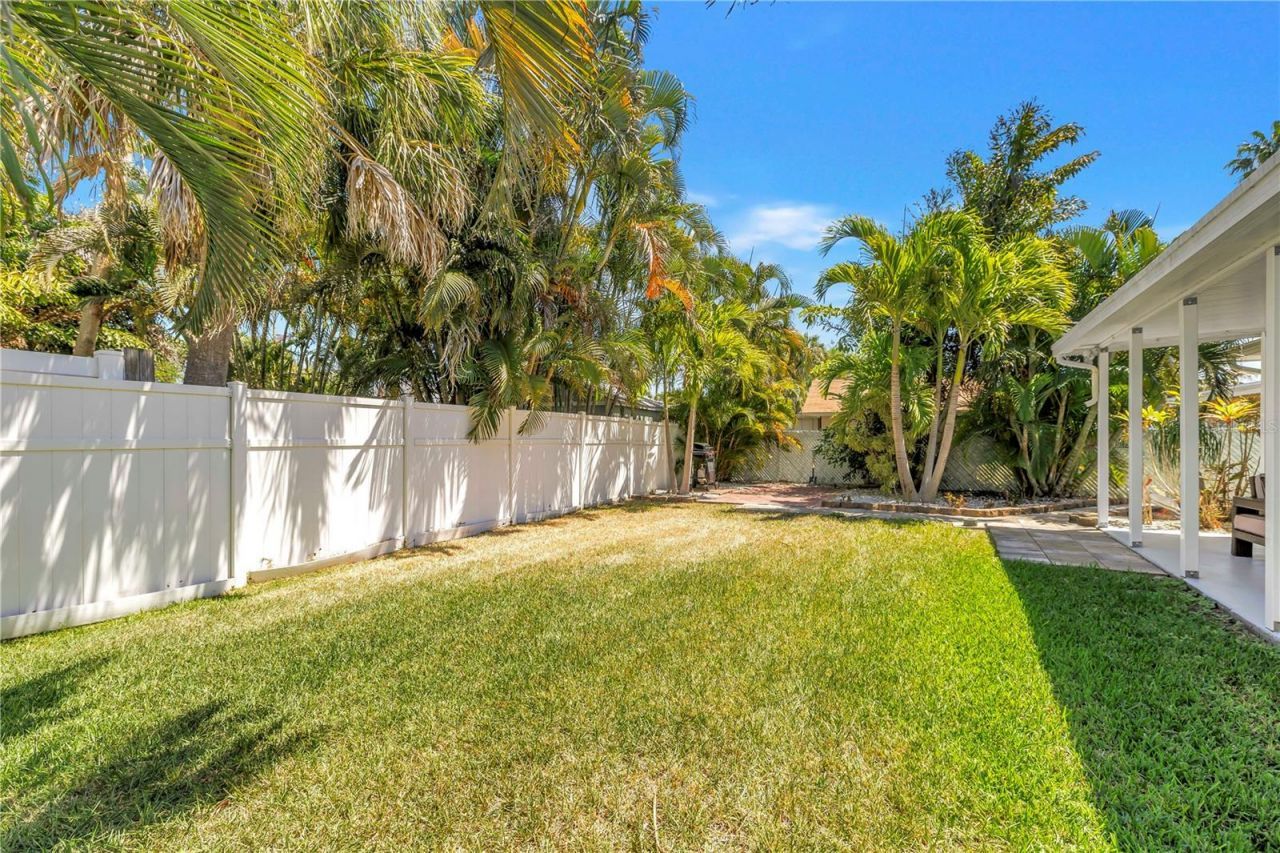 310 12th Avenue, Indian Rocks Beach, FL 33785 Photo