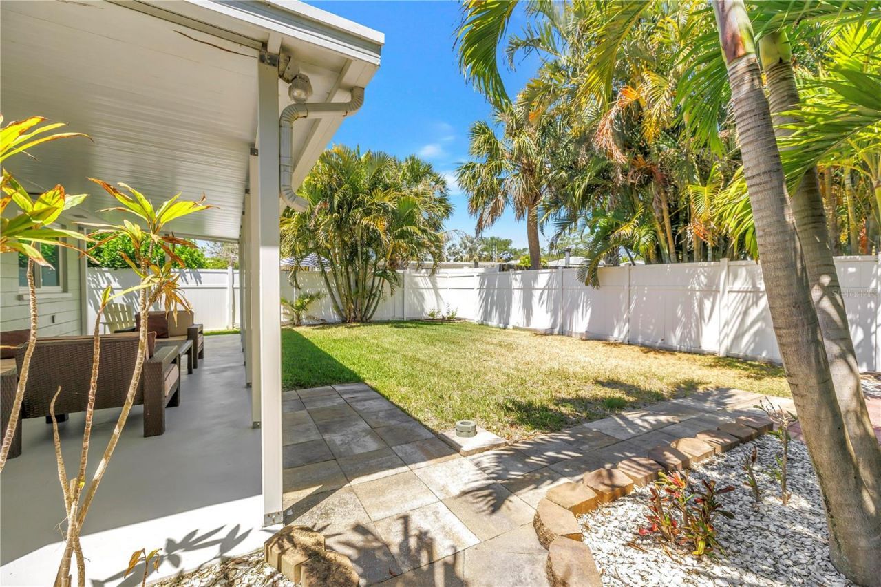 310 12th Avenue, Indian Rocks Beach, FL 33785 Photo