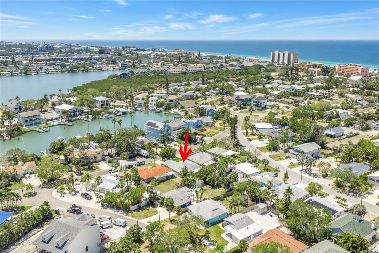 310 12th Avenue, Indian Rocks Beach, FL 33785 Photo