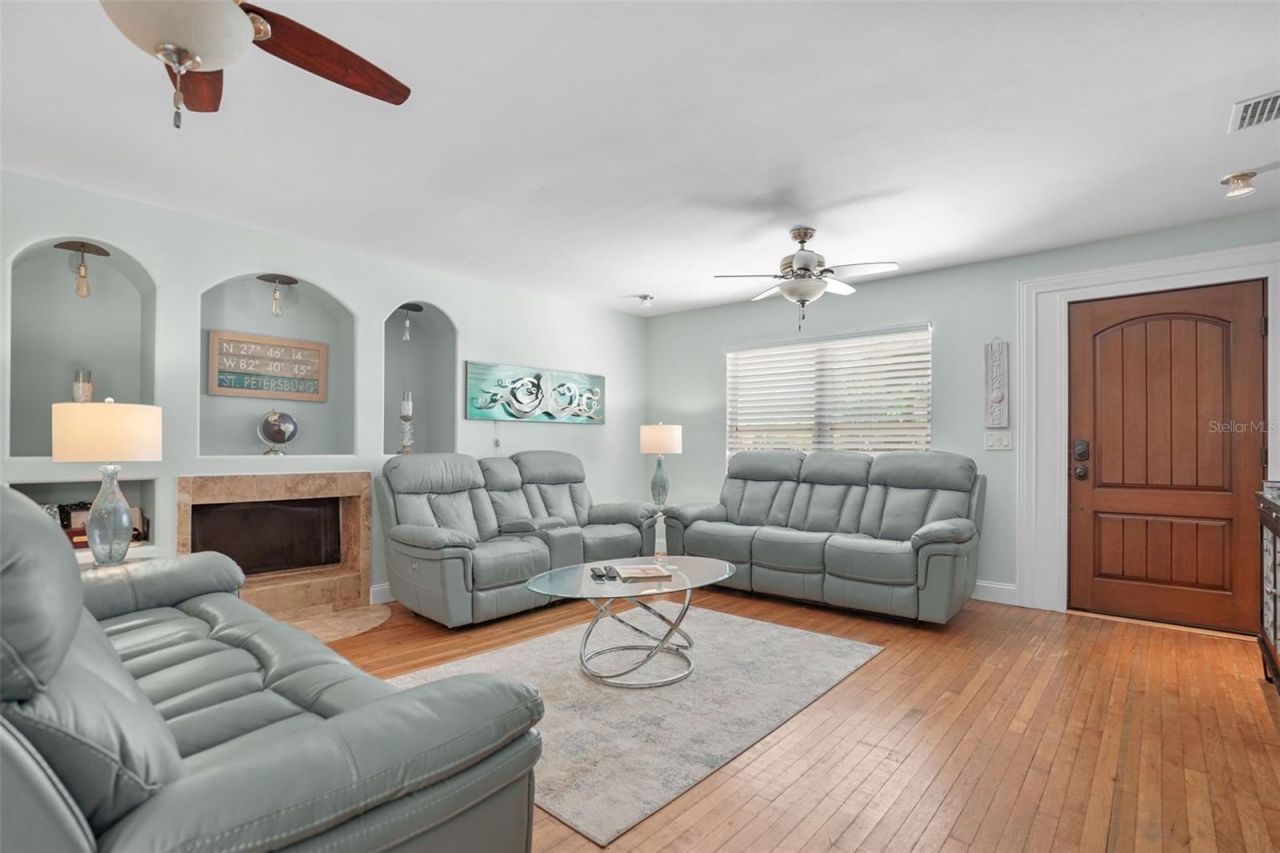 4800 16th Street N, Saint Petersburg, FL 33703 Photo
