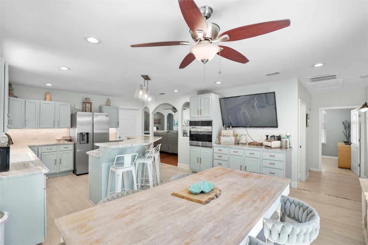 4800 16th Street N, Saint Petersburg, FL 33703 Photo