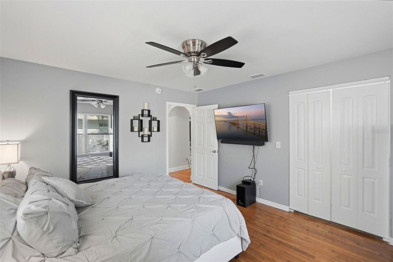 4800 16th Street N, Saint Petersburg, FL 33703 Photo