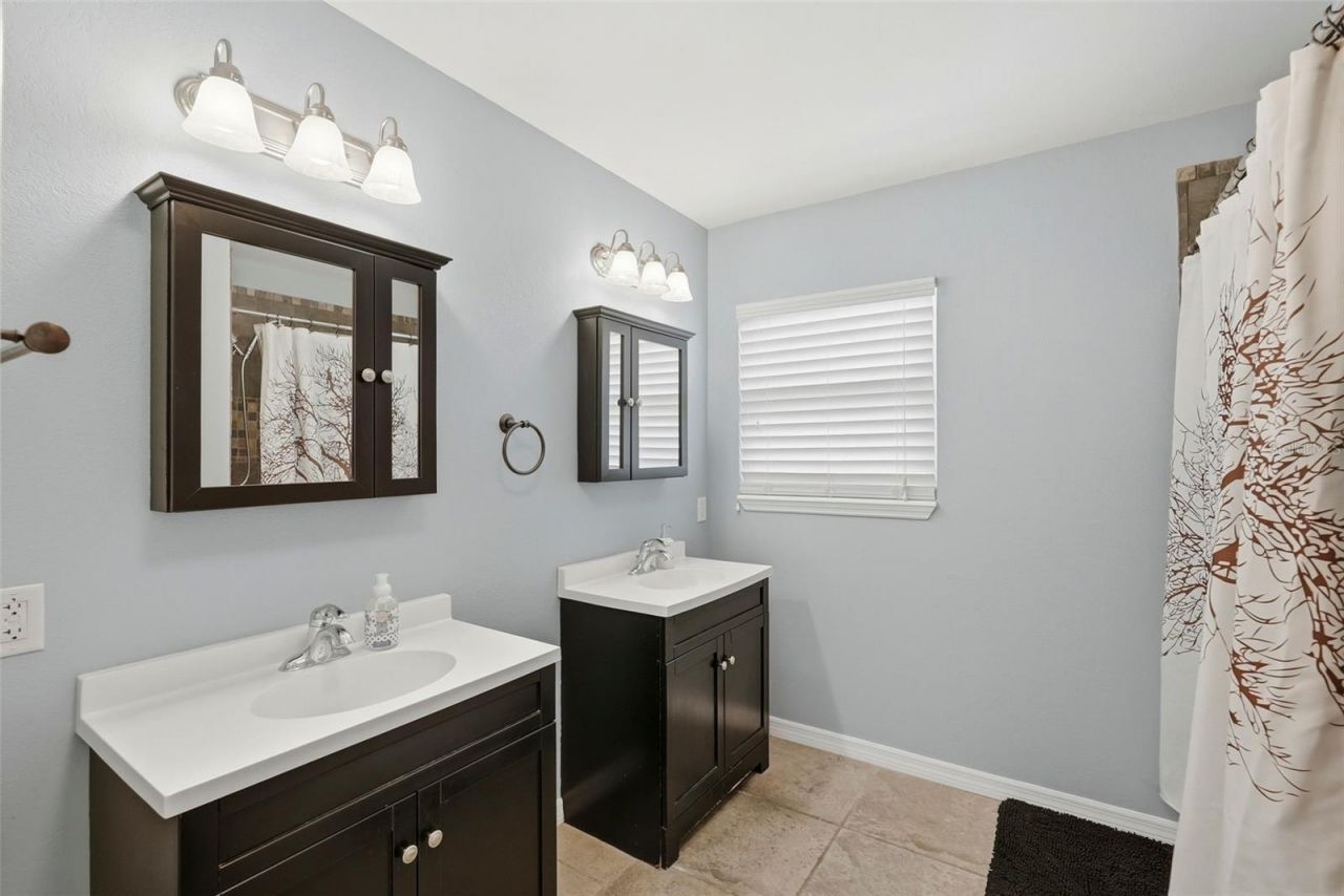 4800 16th Street N, Saint Petersburg, FL 33703 Photo