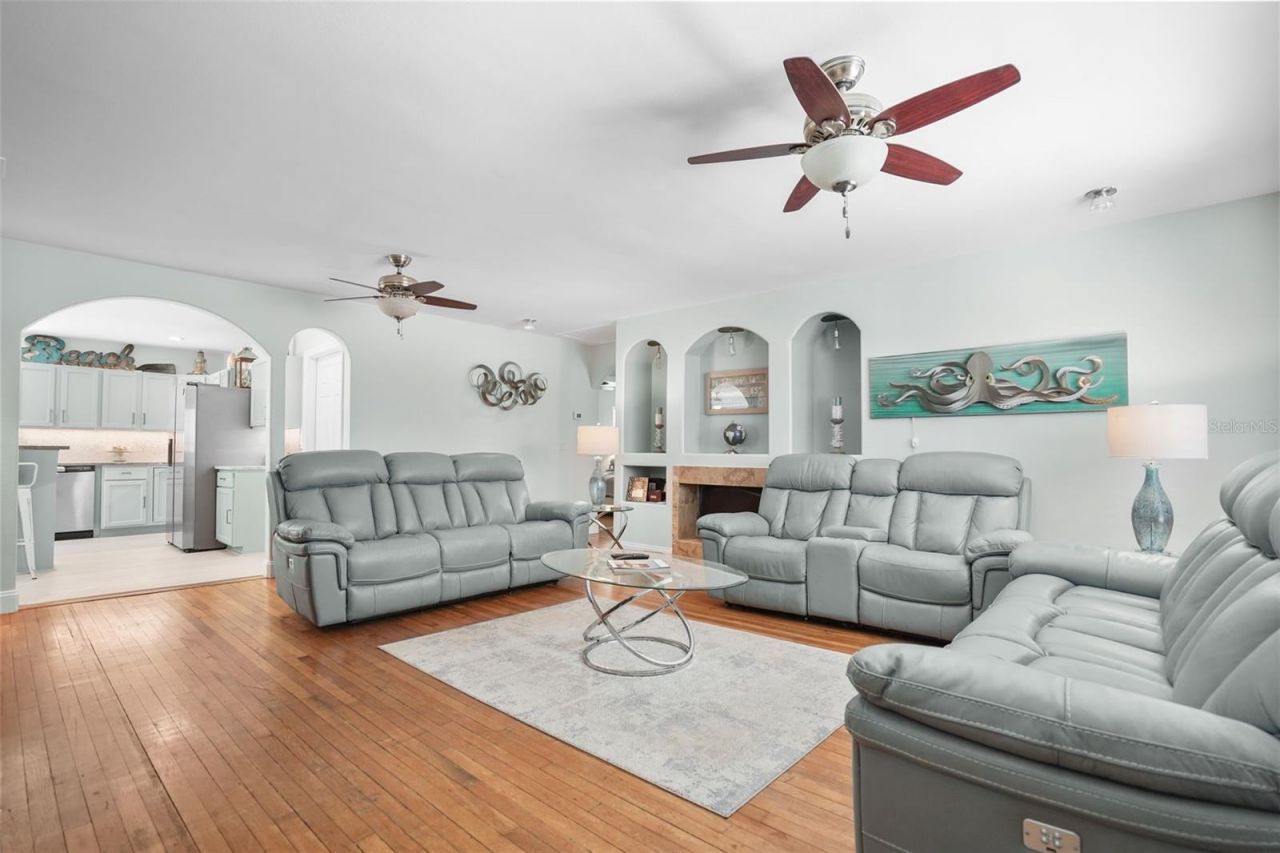 4800 16th Street N, Saint Petersburg, FL 33703 Photo