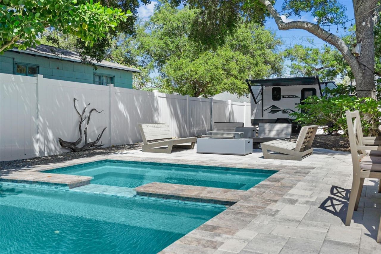 4800 16th Street N, Saint Petersburg, FL 33703 Photo