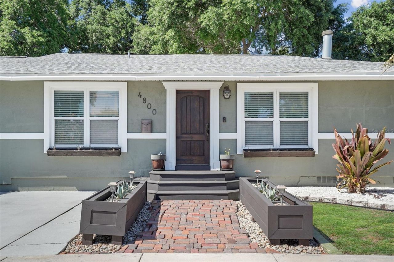 4800 16th Street N, Saint Petersburg, FL 33703 Photo