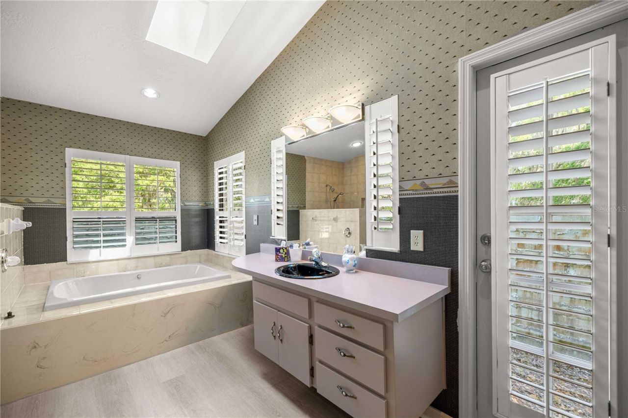 1010 NE 120th Place, Ocala, FL 34479 Photo