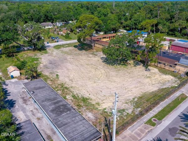 670 S YONGE STREET , ORMOND BEACH, FL 32174