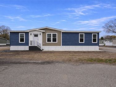 48 Sebastian Drive , Rochester, NY 14625