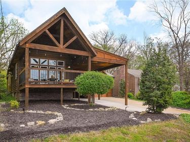 92 Z Street, Lake Lotawana, MO 64086