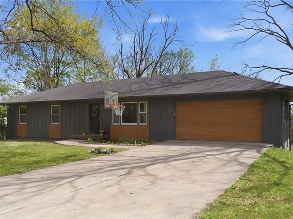 3411 E 78th Street, Kansas City, MO 64132