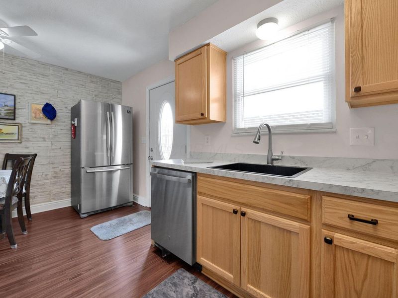 3820 Queen Anne Place, Unit B4, Grove City, OH 43123 Photo 11