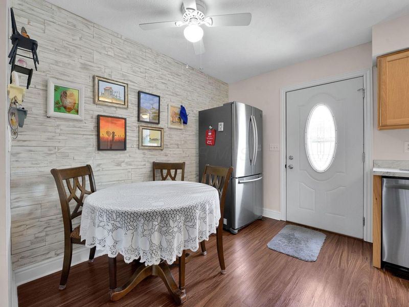 3820 Queen Anne Place, Unit B4, Grove City, OH 43123 Photo 7