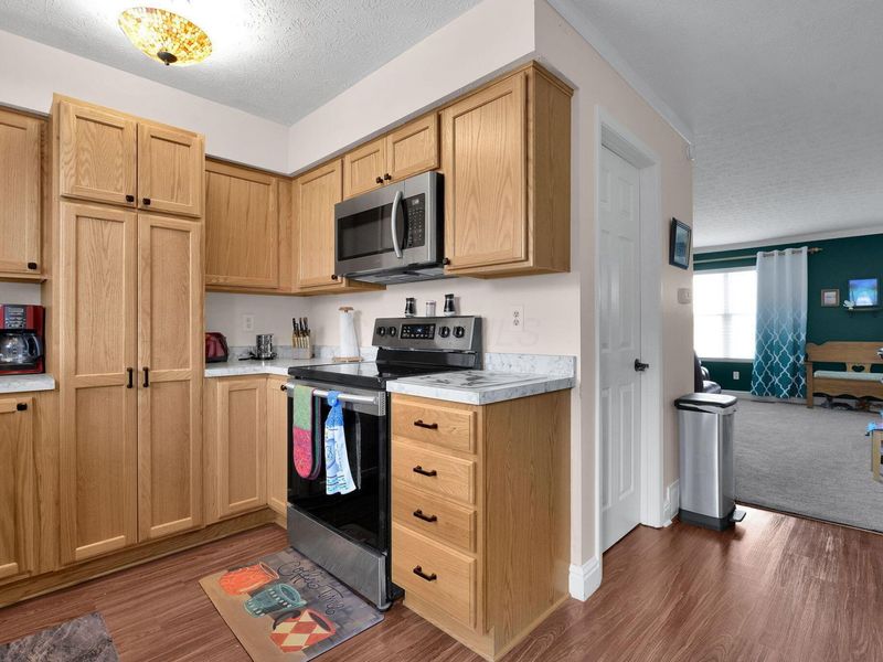 3820 Queen Anne Place, Unit B4, Grove City, OH 43123 Photo 9