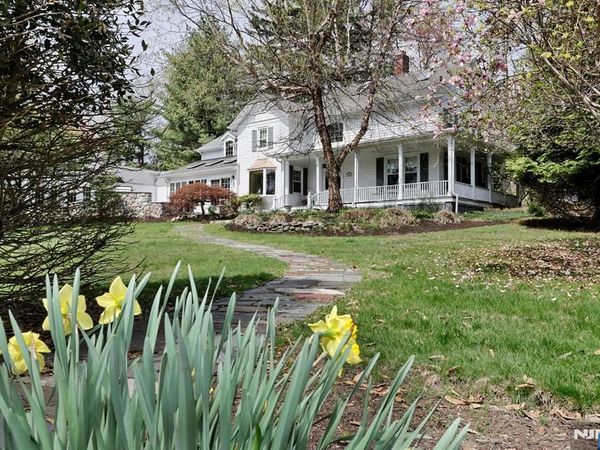 20 Spring Valley Road, MONTVALE, NJ 07645