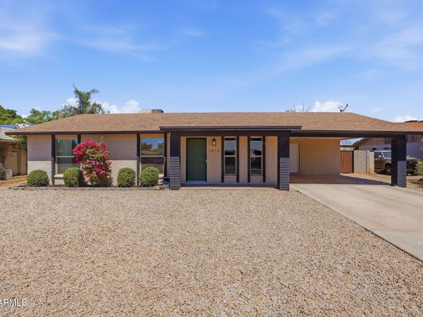 1016 E Hampton Avenue, Mesa, AZ 85204