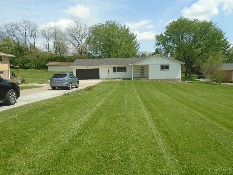 3040 Werkridge Drive, Cincinnati, OH 45248 Photo 2