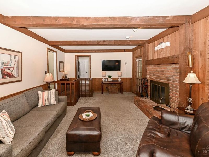 2475 Pond Run Avenue, Anderson Twp, OH 45244 Photo 10