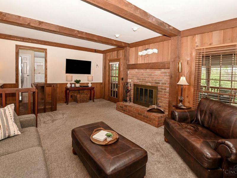 2475 Pond Run Avenue, Anderson Twp, OH 45244 Photo 11