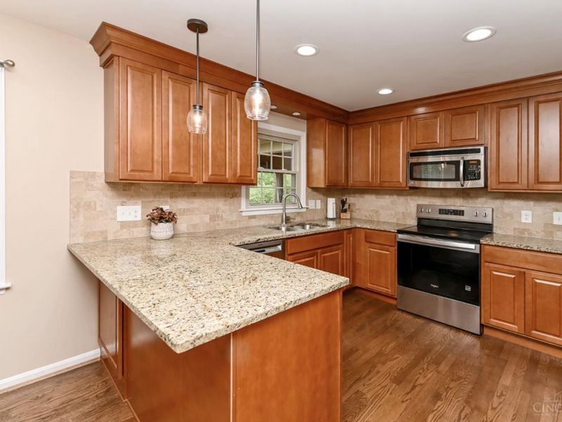 2475 Pond Run Avenue, Anderson Twp, OH 45244 Photo 14