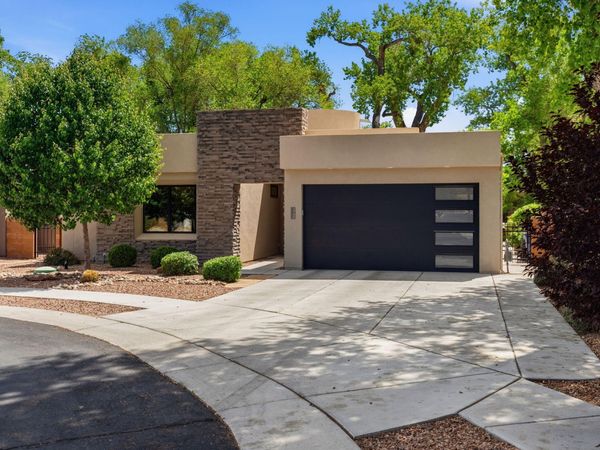 2700 Puerta Del Bosque Lane , Albuquerque, NM 87104