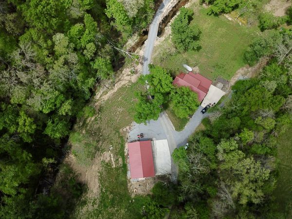 580 Defeated Creek Rd, Centerville, TN 37033