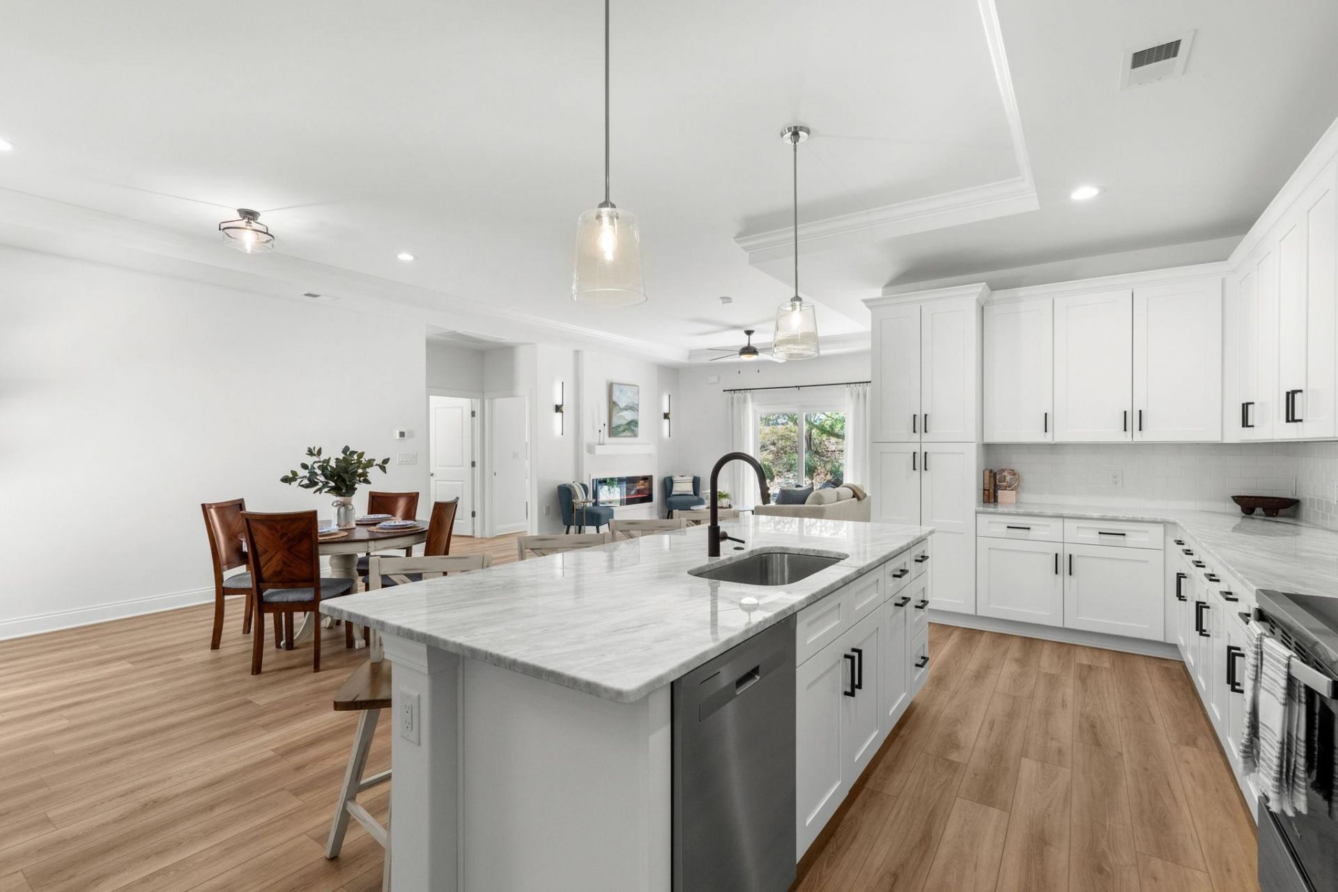 143 Stonewall Circle  Photo 22