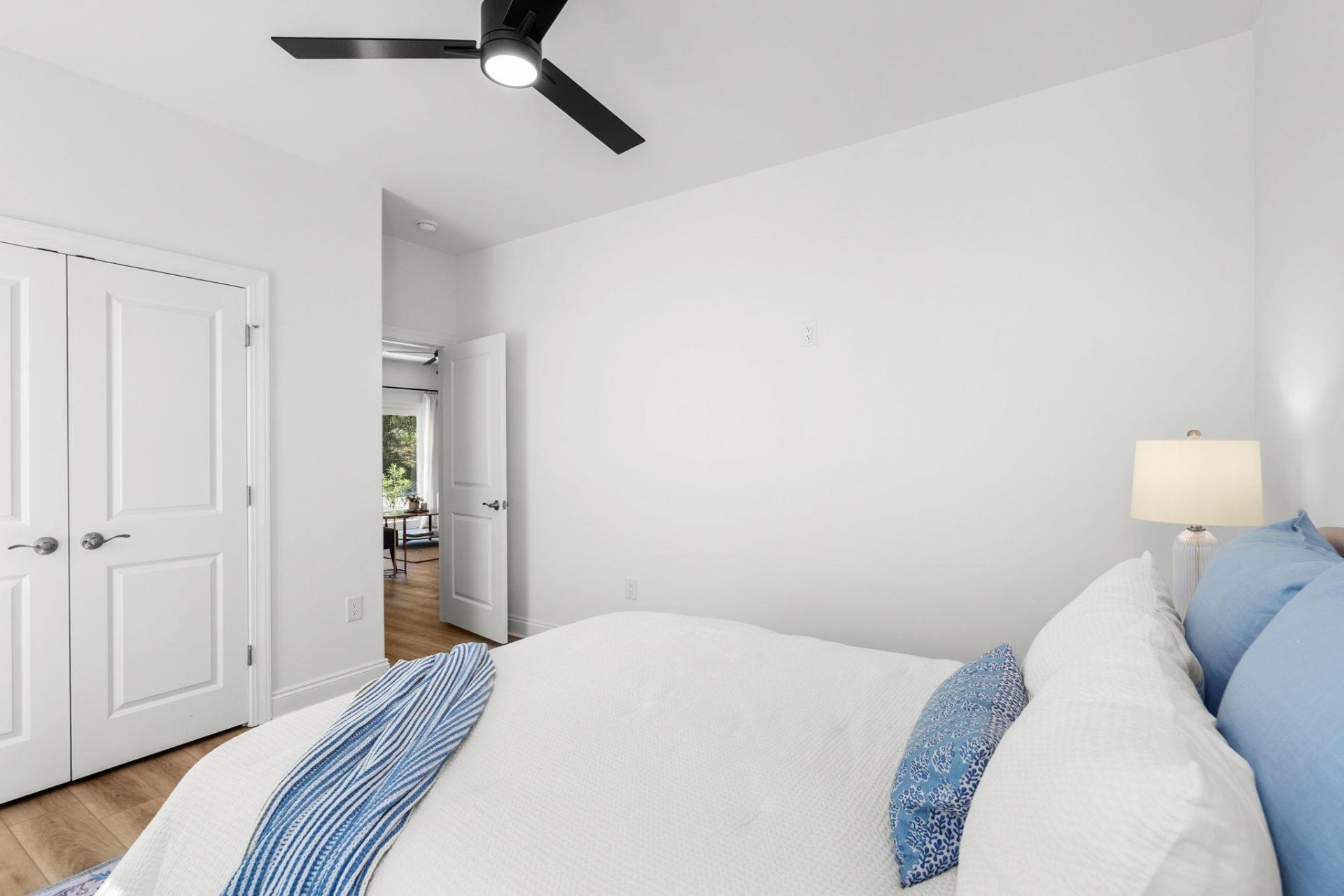 143 Stonewall Circle  Photo 32