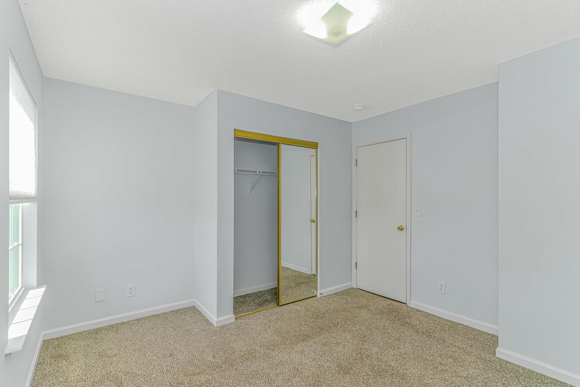 2263 Andover Dr.  Photo 12