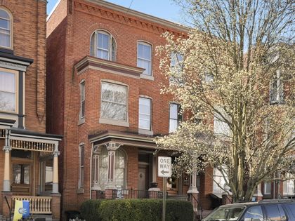 640 W Chestnut St Lancaster, PA 17601