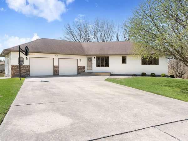 845 Hilltop Place, Owatonna, MN 55060