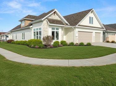 4821 Bluebell Loop S, Fargo, ND 58104