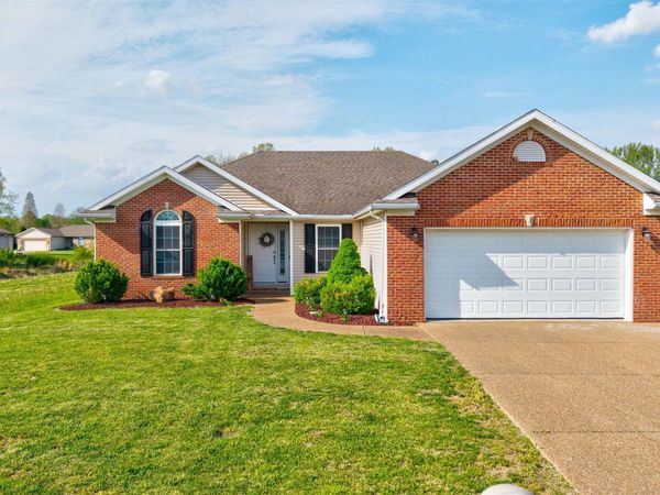 3606 Wayland Drive, Evansville, IN 47725