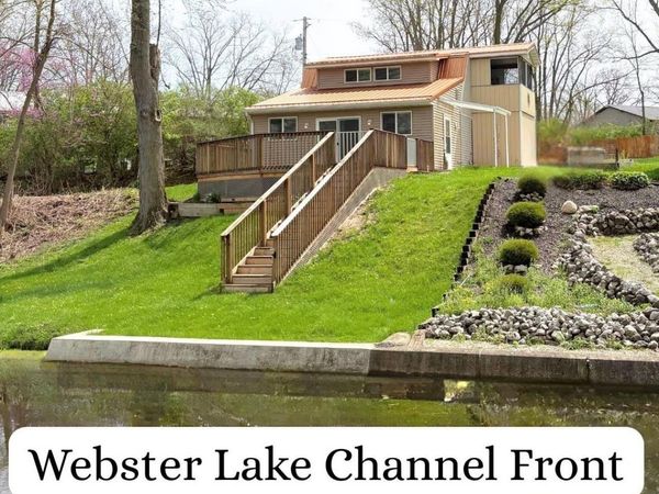 25 EMS W16A Lane, North Webster, IN 46555