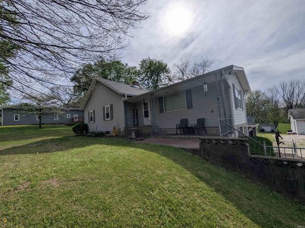 2333 N Hillcrest Road, Vincennes, IN 47591