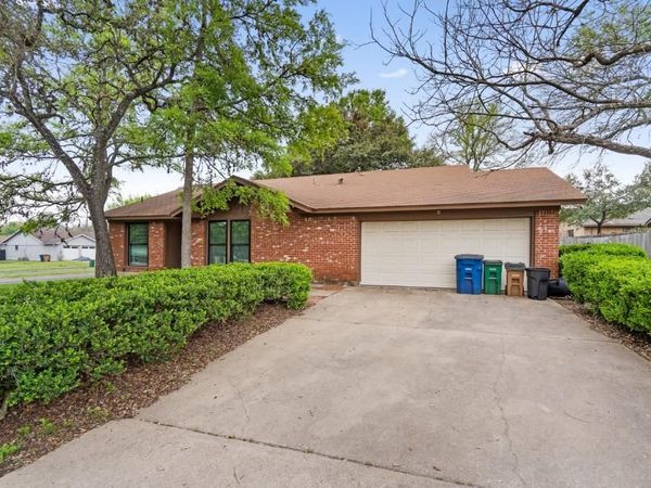 2701 Alderwood DR , Austin, TX 78745