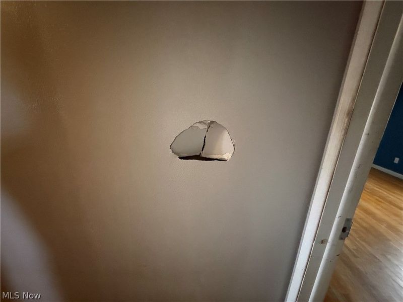 538 Stafford Drive, Elyria, OH 44035 Photo 10