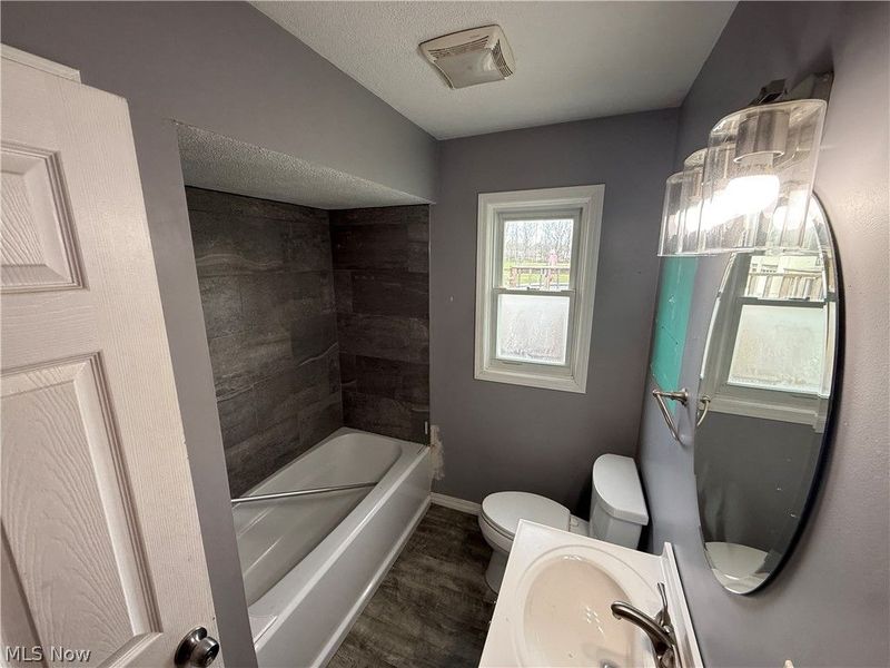 538 Stafford Drive, Elyria, OH 44035 Photo 17