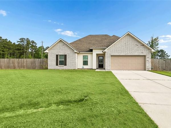 11021 DOUBLEDAY Drive, Hammond, LA 70403