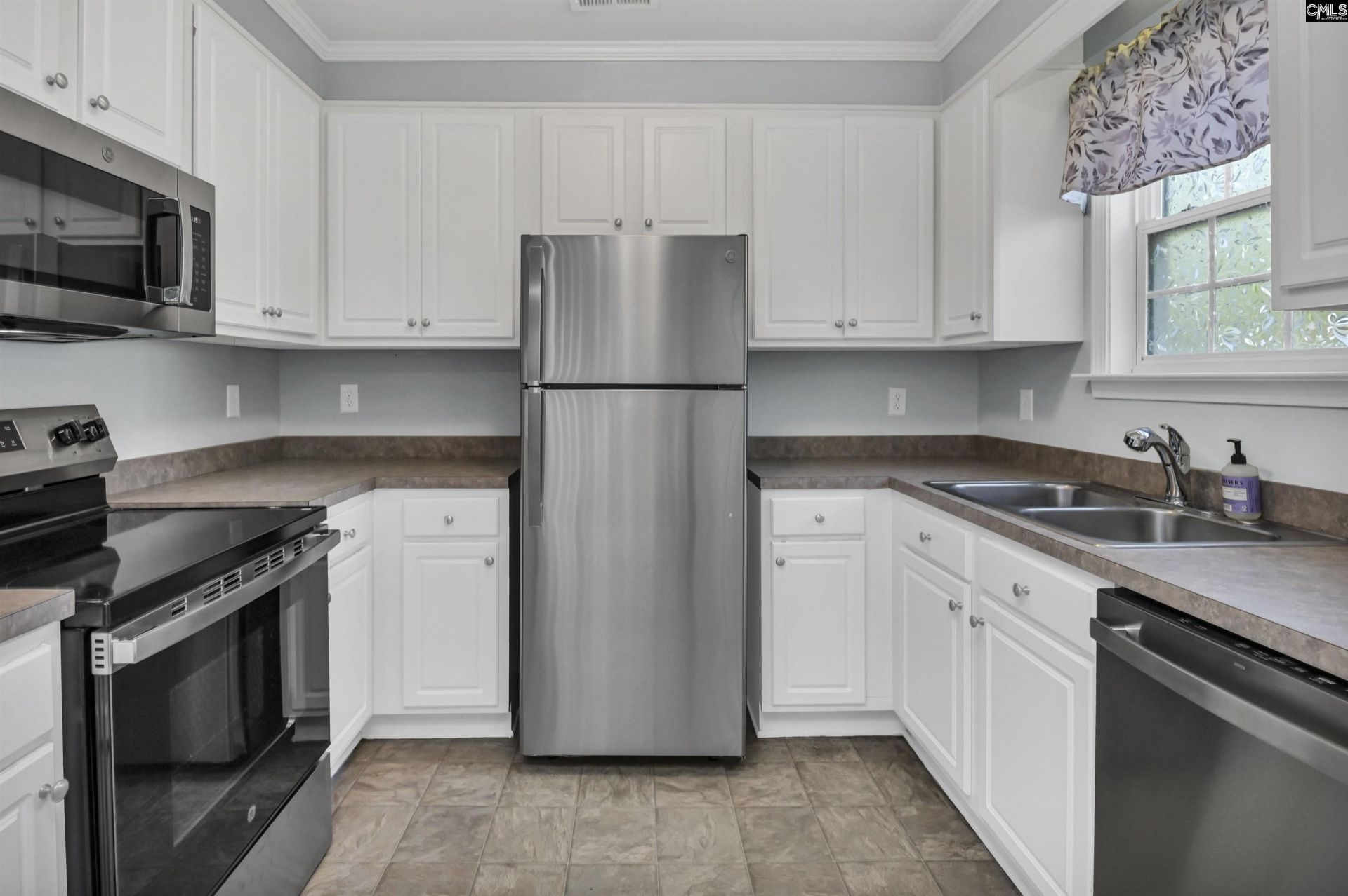 6 Magnolia Glen Lane  Photo 5