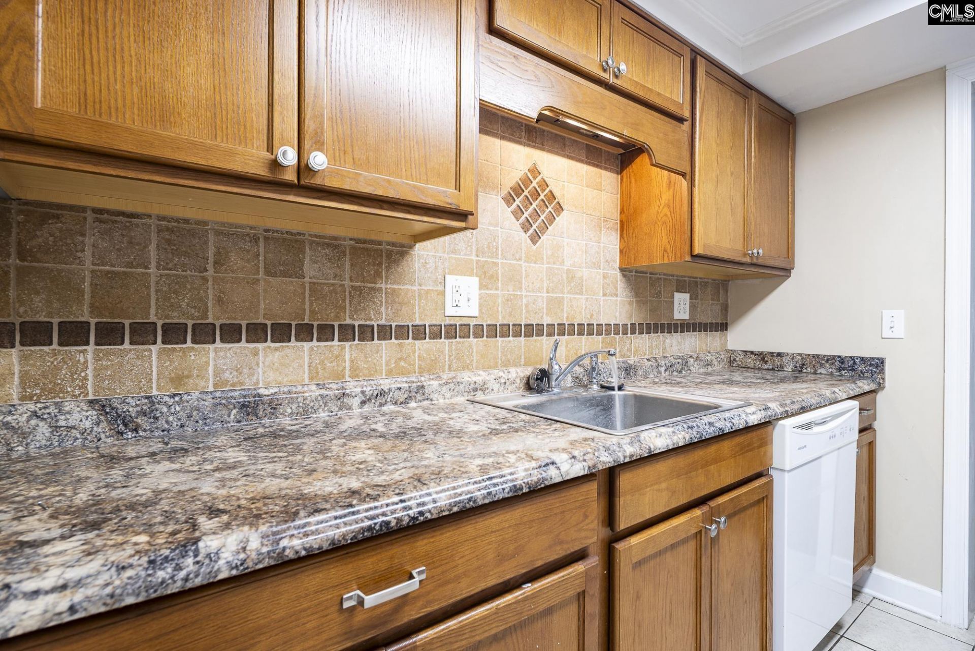 7602 Hunt Club Road  Photo 7