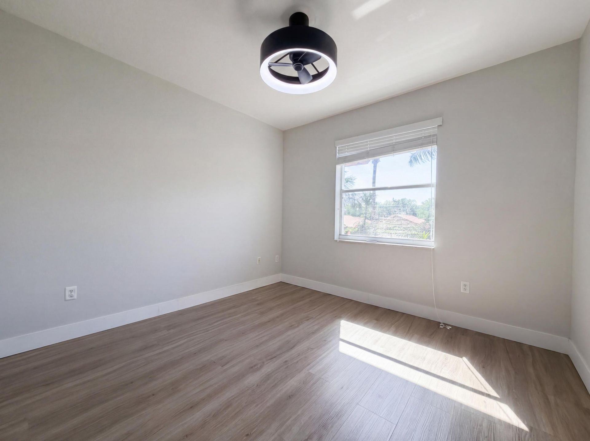 5037 SW 140th Terrace, Miramar, FL 33027 Photo