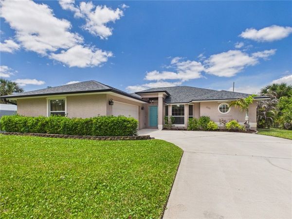 9175 106th Avenue, Vero Beach, FL 32967