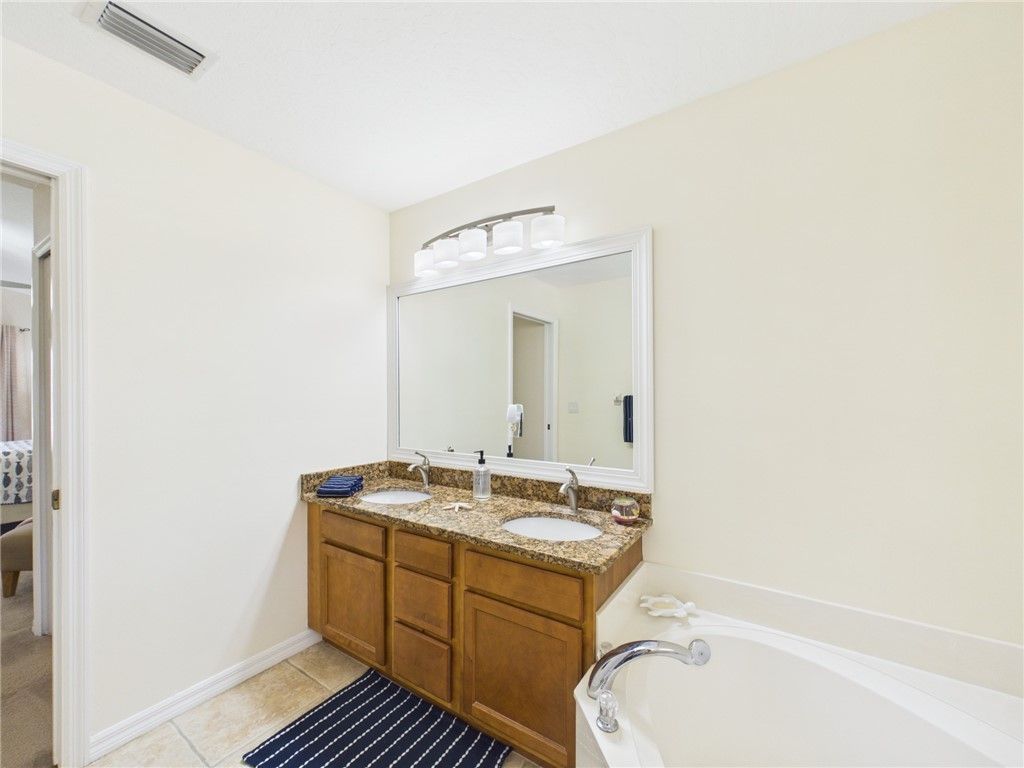 9175 106th Avenue, Vero Beach, FL 32967 Photo