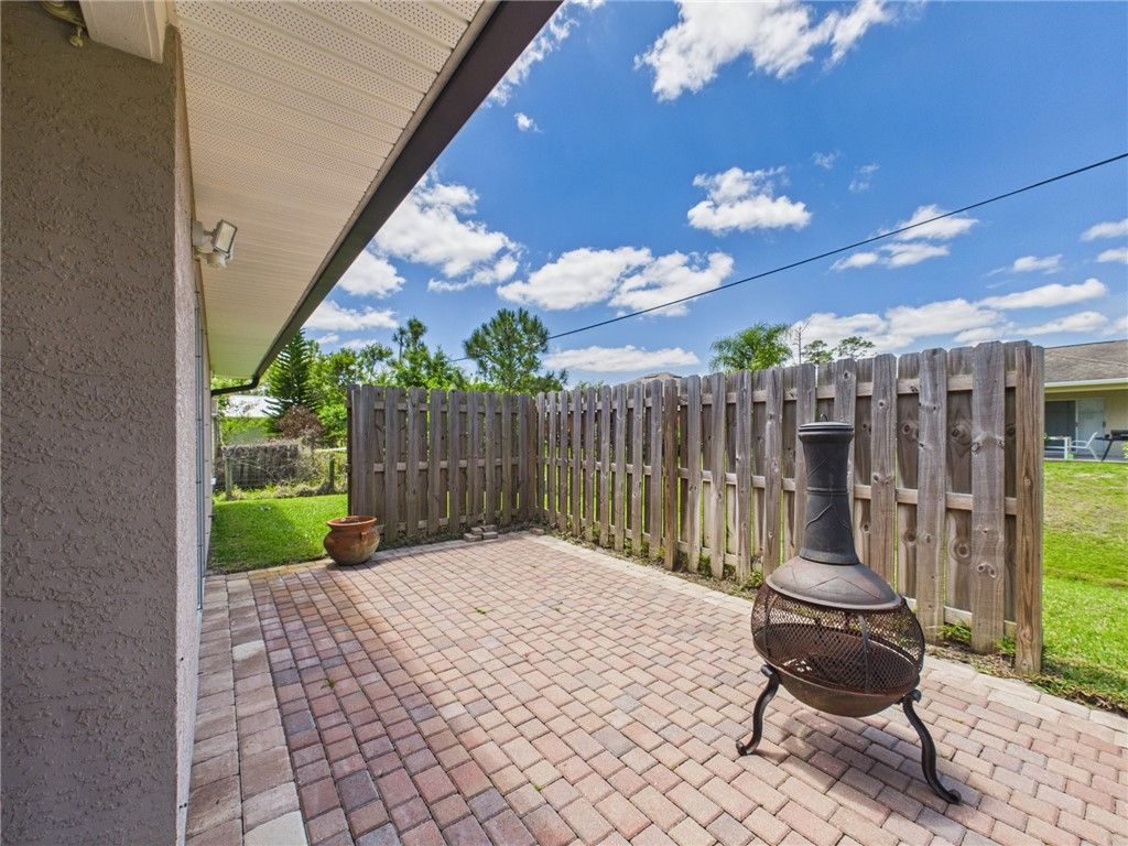 9175 106th Avenue, Vero Beach, FL 32967 Photo