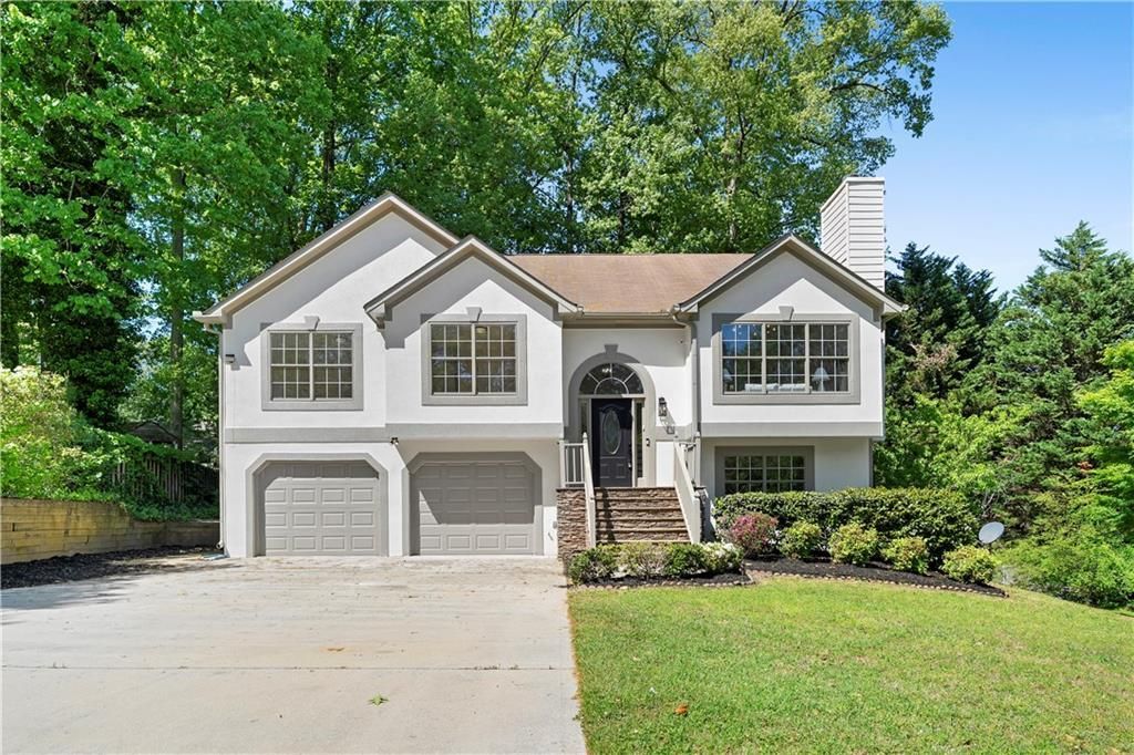 870 Long Branch Circle, Sugar Hill, GA 30518 Main Photo